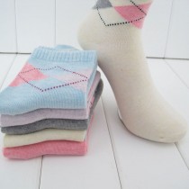 High Quality Rhombus Design Women Socks  